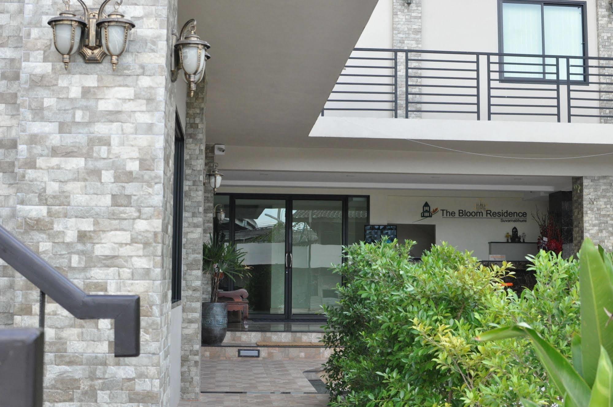 The Bloom Residence @ Suvarnabhumi Bangkok Luaran gambar